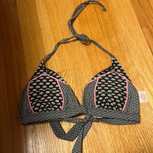 Bikini top size small